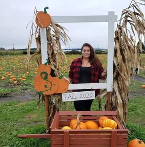 Meet your Posher, Jade